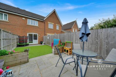 Anatase Close, Sittingbourne - Garden