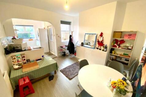 3-bed house on 299 Springvale Road, Crookes, £477/mo