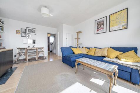 London, SE8 - property photo