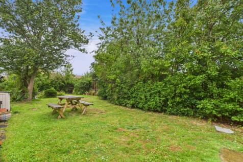 CAM02195G0-PR0081-STILL054