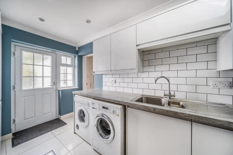 1357500-6-68d2d65...