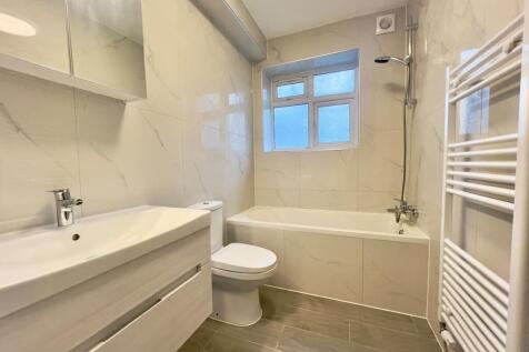 243MineheadCourtB...