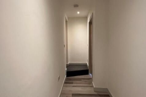 Flat 6 West Bars, Chesterfield, Derbyshire, S40 photo 3