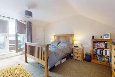 BEDROOM ONE/SECOND LOUNGE