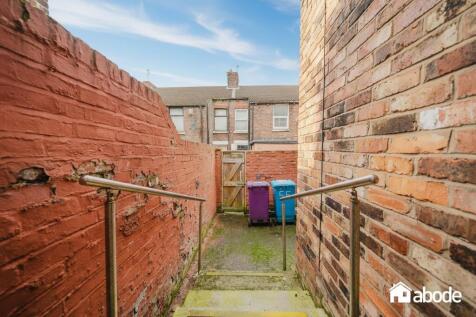 DSC02881-HDR_bluesky.jpg