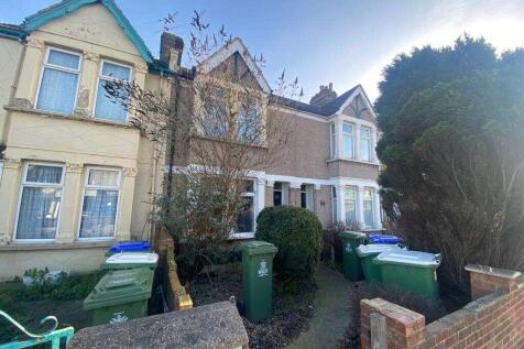 Presented by Clinton at EweMove Bexleyheath and Da