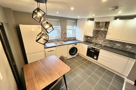 7 Morden st - kitchen.jpg