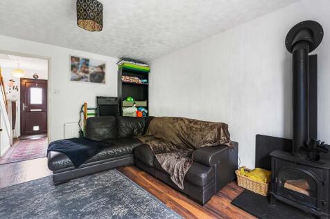 Living room (2)