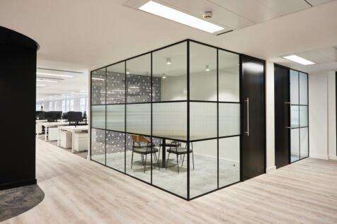 64 North Row  Fitted 2nd floor.jpg