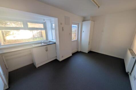 Dunmow Close, Hull photo 3