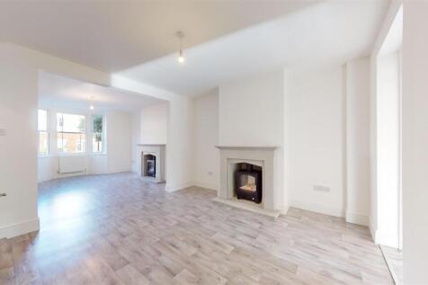 Living Room &amp; Dining Room