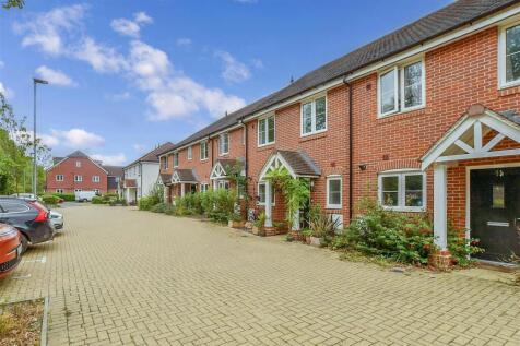 H0Z5B - Driveway/Parking