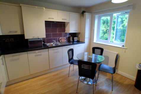 Ronan Court, Parsonage Rd, Heaton Moor, SK4 4JZ photo 3
