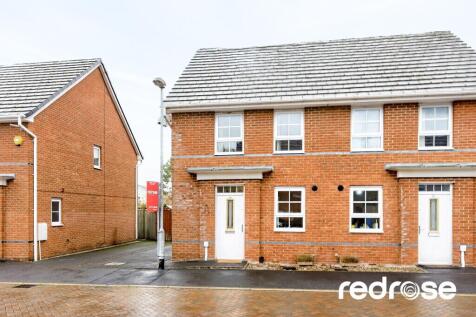 Horseshoe Drive, Buckshaw Village. 3 bedroom semi-detached house for sale