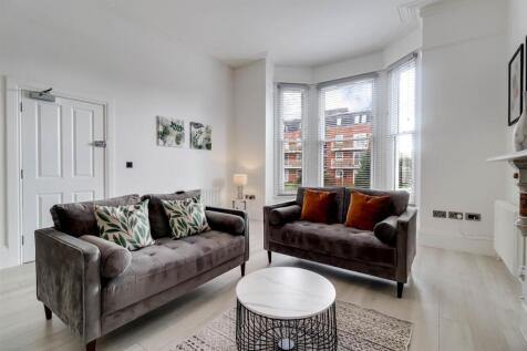 2-bed-lansdown4.jpg