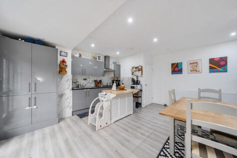 1329555-12-688b3c...