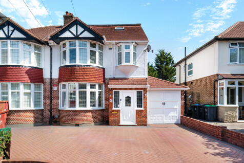 Worcester Park, KT4 - property photo