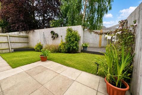 garden 1.jpg