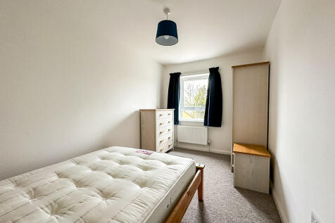 Bedroom Three (4)
