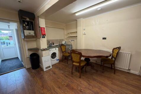 Room avaliable-Station Road-Stechford-Birmingham   photo 3