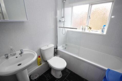 5 Magdalene Court, Durham City photo 5