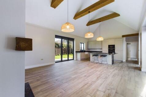 Woodmansterne Street, Banstead photo 4