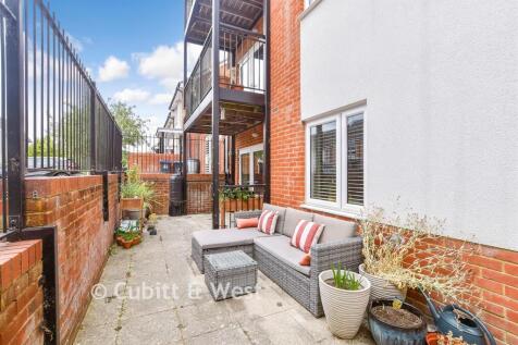 Patio / Decking