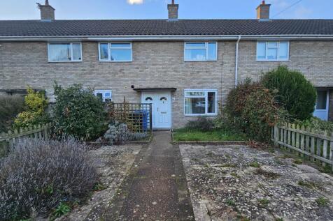 6-bed terraced on Northfields, £3,510/mo