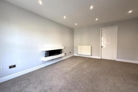 Machin Grove, Gateford, Worksop photo 4