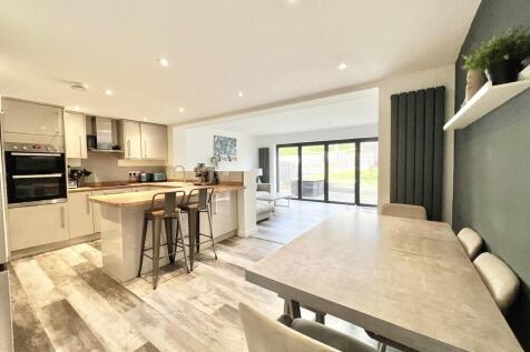 PHOTO-2025-10-24-...