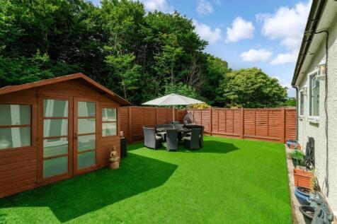 Rosslyn Avenue-22.jpg