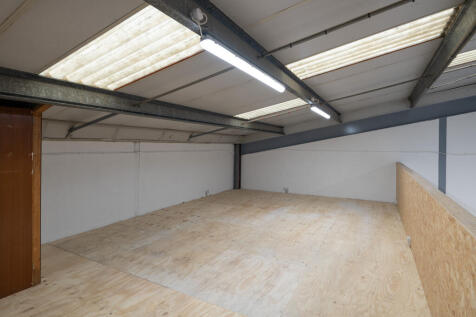 Commercial Property to rent Image 5
