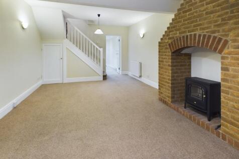 CAM02545G0-PR0303-STILL018