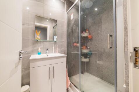Call 02920 668585 to secure your viewing _4