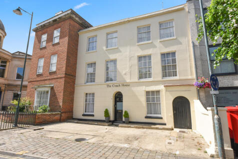 7 bedroom House for sale