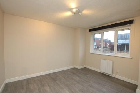 North Street, Rushden, Northamptonshire, NN10 photo 4