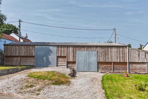 Garage / Storage Building
