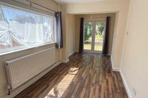Ellards Drive, Wolverhampton photo 5
