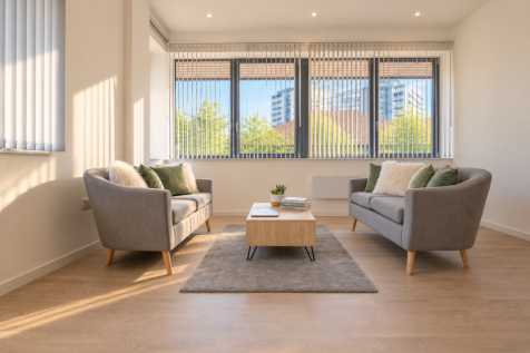 1-bed flat on Turin Court, Riverbank Way, Brentford, Hounslow, £1,730/mo