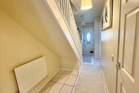 Angrave Close, NG3 photo 5