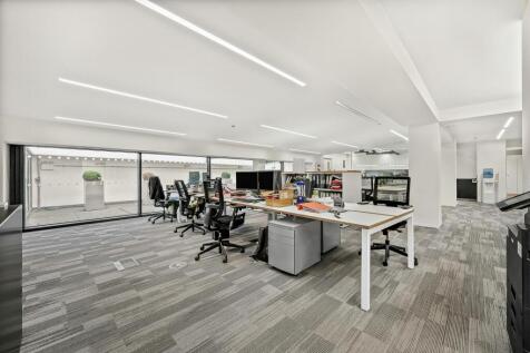 HALL 3.jpg