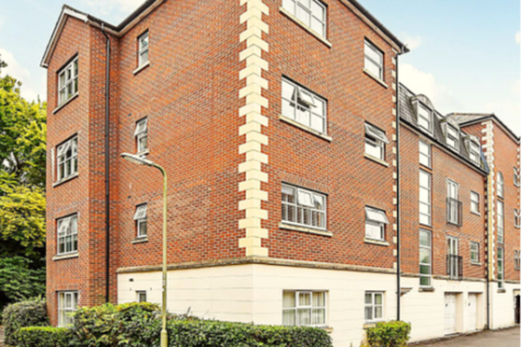 2-bed flat on Trinity House, Shepherds Spring Lane, Andover, Hampshire, £1,195/mo