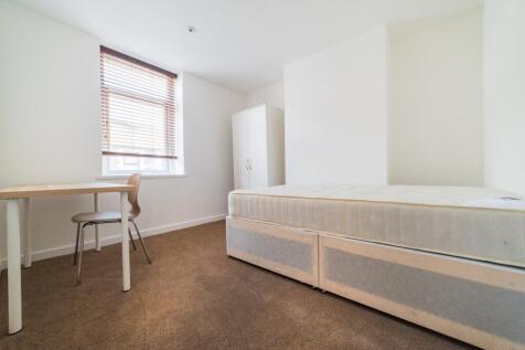Call 02920 668585 to secure your viewing _18