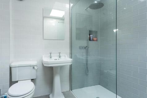 Principal Bedroom Suite