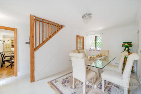 201b0815-977d-447...