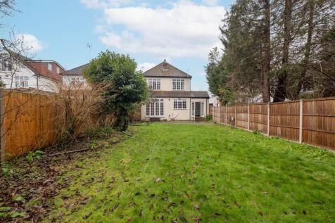 10-hampton-court-way-0027 copy.jpg