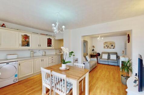 Open Plan Dining Room