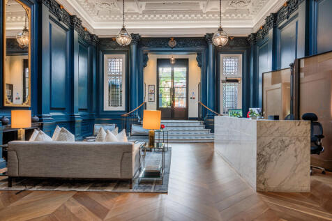 Floral_Court_23 (...