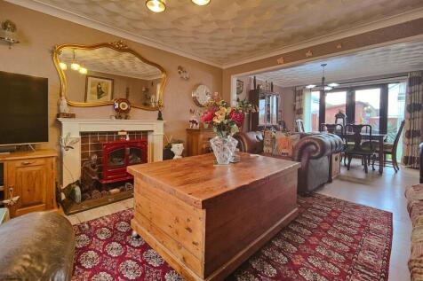 Open Plan Family Living