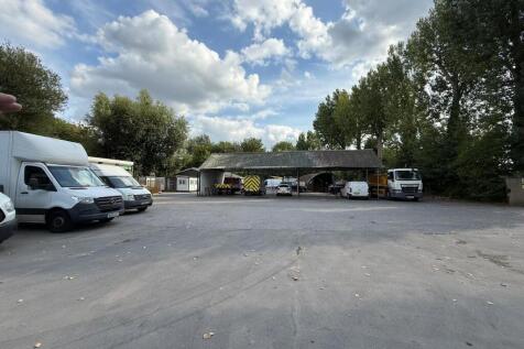 WhatsApp Image 20250812 at 154224_cf2b7ee2.jpg